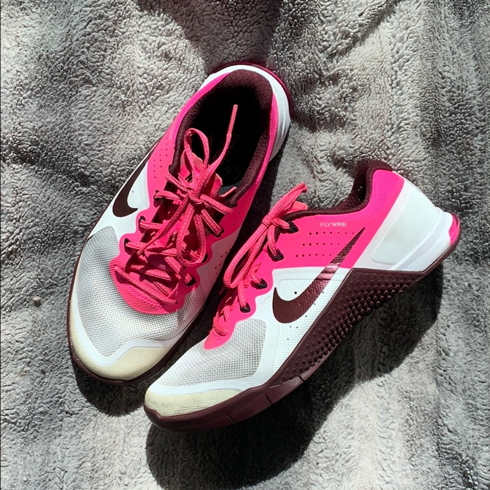 Nike Women Shoes